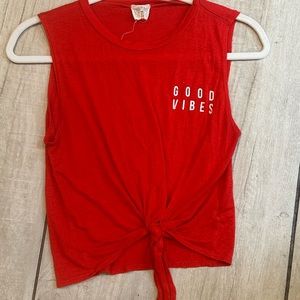 Super cute tie crop top Good Vibes